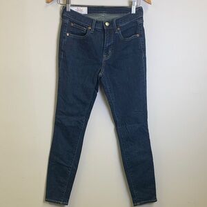 GAP Women's Dark Blue Skinny Jeans